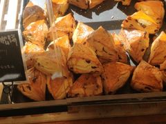 -Dough&Joe团憩(瑞虹天地月亮湾店)