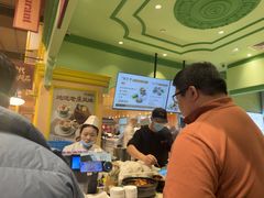 -大食代美食广场(上海中心店)