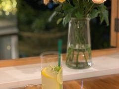 -花苑里咖啡(威远店)