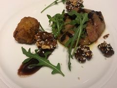 -恰餐厅及酒吧 CHAR Bar & Grill (北京丽都皇冠假日店)