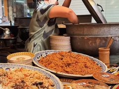 乌孙手抓饭-沙州食驿·非遗小吃夜市