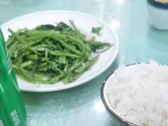 -鹤乡东北菜(崮山路店)