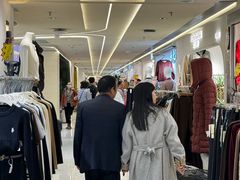 -广州白马服装市场