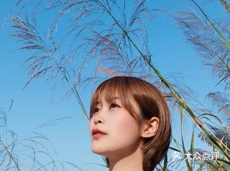 一堆草丛自拍出元气感满满的照骗