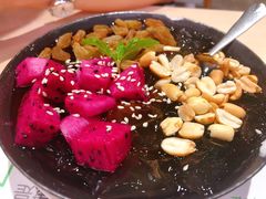化龙桥老婆婆手搓冰粉-来龙里 精致 东南亚餐室(万象城店)