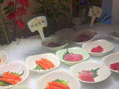 -腾阁自助餐厅(朝林广场店)