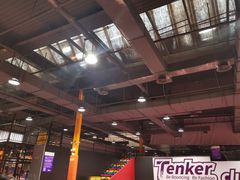-Tenker Club弹刻极限主题公园 · 蹦床 · 团建 · 生日派对(大关店)