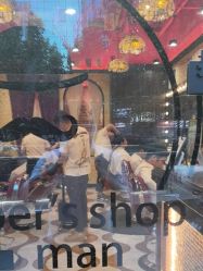 -东方先生国潮男士理发馆