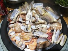 -77号渔船·蒸海鲜青岛菜(积米崖店)