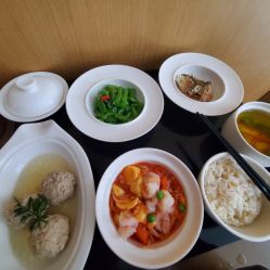 -金鹰国际月子中心(新街口店)