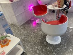 -咪咪专业脱毛连锁机构