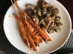 -荣誉国际酒店-云顶旋转餐厅