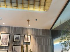 -爱碗亭·鲜炒湖南菜(壹城中心店)