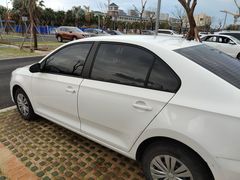 -骑仕租车(三亚凤凰机场店)