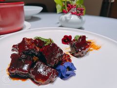 低温慢火澳洲小牛肉-悦融琥珀·京鲁菜·海味珍品(西单店)