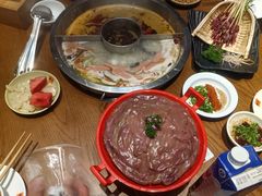 -佬土鹅肠火锅(中建大观店)