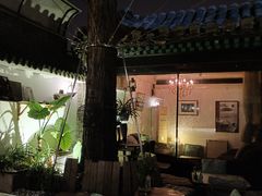 -脚下咖啡·CHILL酒馆(灵光东巷店)