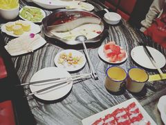 -重庆大队长火锅(凤城八路店)