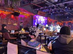 -喜鹊音乐酒馆(西街店)