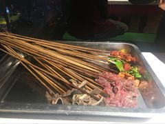 -尚尚签自助串串(宝桐路店)