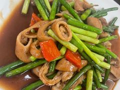 蒜苗炒大肠-胖子饭店(兴学弄店)