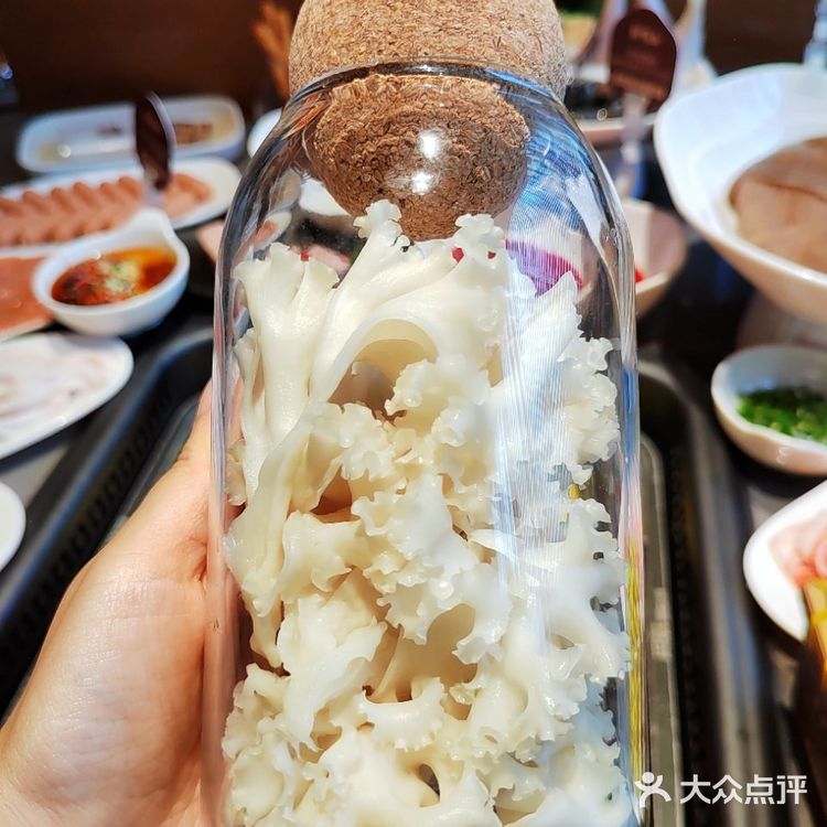 我也是醉了,特意来商务火锅喝汤和奶茶😂
