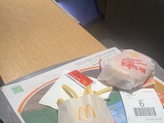 -麦当劳(四平路店)