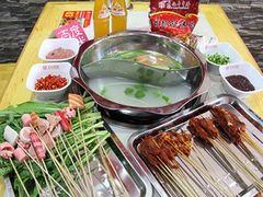 -宏姐串串香(宏伟路店)