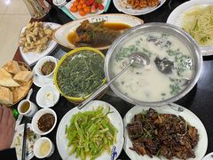 -雪野鱼头大王邢府公老店(雪野湖店)