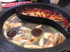 -井格重庆火锅(临平银泰城店)