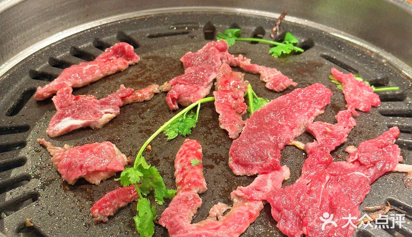 就在沙井，必冲的炭火烤肉店