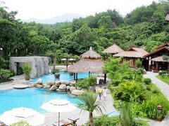 泳池一景-七仙岭君澜度假酒店