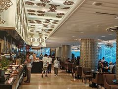 -圣丰索菲特·2 On 988 Café 自助餐厅