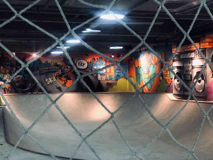 vboy滑板北京路店