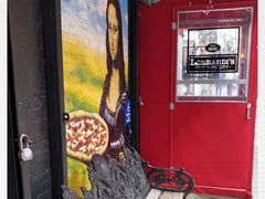 -Lombardi's Pizza