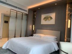 -上海世茂皇家艾美酒店