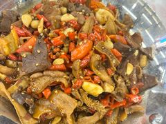 -堂瓦里·33年传统赣菜(第一街区店)