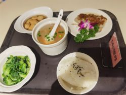 -莲芯花月子会所