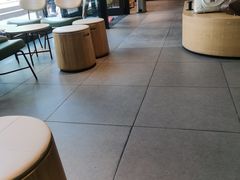 -星巴克臻选(青岛麦凯乐分店)
