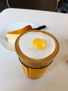 麦当劳(苏州桥店)-"太阳蛋咖啡 满分99 是正常的拿铁 .
