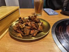 -肥肥虾庄·金牌油焖大虾(杨园滨江时代walk店)