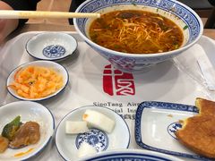 -陇兴楼兰州拉面(西安咸阳国际机场店)