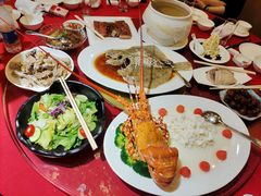 -鹏天阁酒楼·海鲜(红旗店)