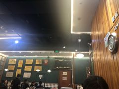 -胡须佬鸡煲四季火锅店(石厦西村直营店)