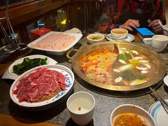 -小天鹅火锅·一线江景洪鼎旗舰店(洪崖洞店)