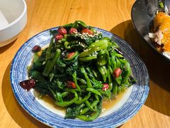 凉菜果仁菠菜-金谷园饺子馆(北邮总店)