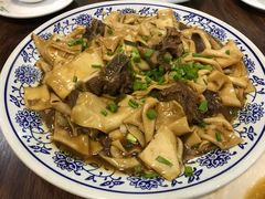 胡羊焖饼-壹阁胡羊焖饼(特色小吃街店)