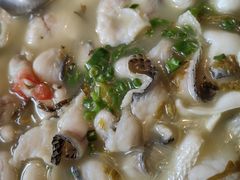 -兔行天下-鸿鹤鲜锅兔(中海国际店)