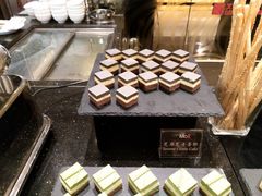 -上海西藏大厦万怡自助餐厅(徐汇店)