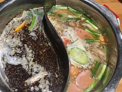 -袁记串串香(梁家巷店)